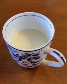 R7.08.13 自家製豆乳甘酒 R7.08.13 自家製豆乳甘酒の写真