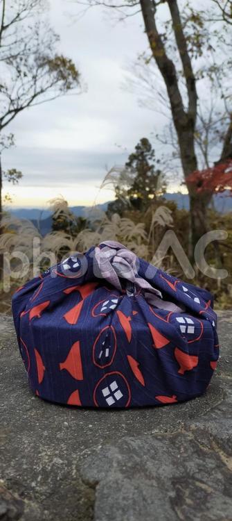 山頂の景色とお弁当 山,山頂,秋の写真素材