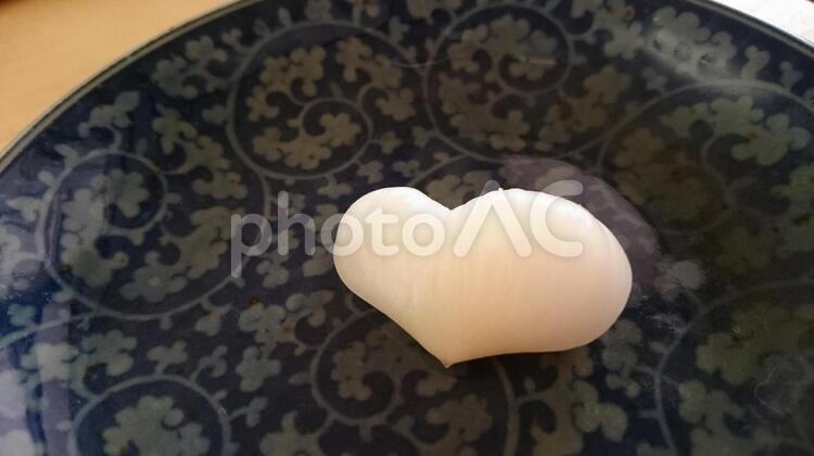 ハート型の無臭ニンニク 無臭ニンニク,健康,栄養の写真素材