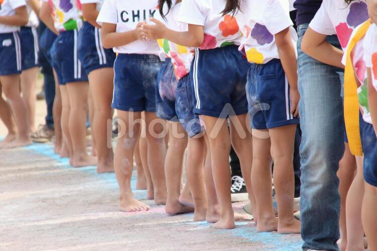 運動会　秋　スポーツ　幼稚園　競争 運動会,秋,スポーツの写真素材