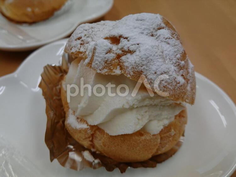 シュークリーム シュークリーム,カロリー,ダイエットの写真素材