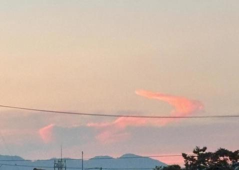 夕焼けの雲の龍 夕焼けの雲の龍の写真