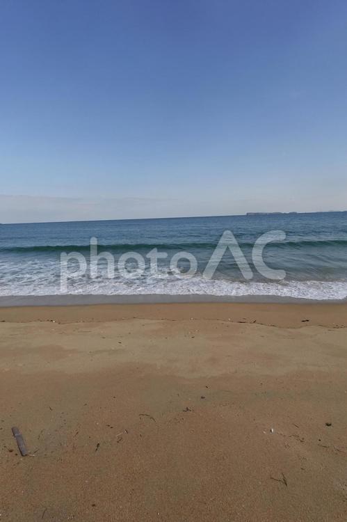 青い海と波打ち際 海,海辺,砂浜の写真素材