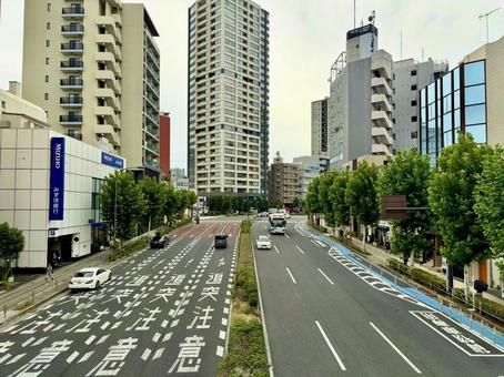 大都会東京の街並み(曇り) 大都会東京の街並み(曇り) ビル群,街並み,ビジネス街の写真素材