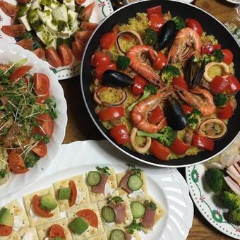 母の作ったパエリア ごちそう,パエリア,御馳走の写真素材