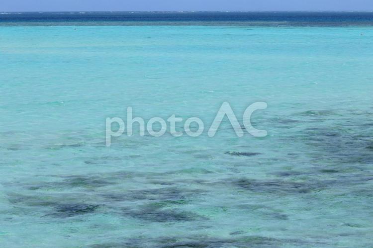 宮古島の青い海 青い海,海,南国の写真素材