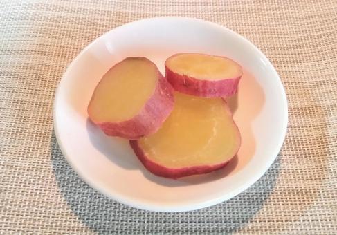 さつまいもの甘煮 さつまいもの甘煮 さつまいも,煮物,さつまいもの甘煮の写真素材