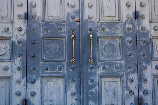 クラシカルなドア ドア,クラシカル,頑丈なの写真素材