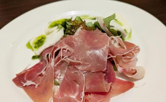 Delicious ham and mozzarella, JPG Delicious ham and mozzarella, JPG