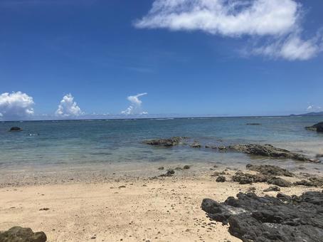奄美大島の海 奄美大島の海 海,ビーチ,自然の写真素材