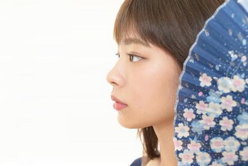 若い女性のスキンケアイメージ 若い女性のスキンケアイメージ 女性,スキンケア,ビューティーの写真素材
