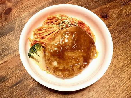 子どもが好きなハンバーグ 02 子どもが好きなハンバーグ 02 ハンバーグ,スパゲティ,ブロッコリーの写真素材