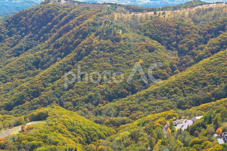 秋の車山高原からの眺め　長野県 紅葉,初秋,山頂の写真素材