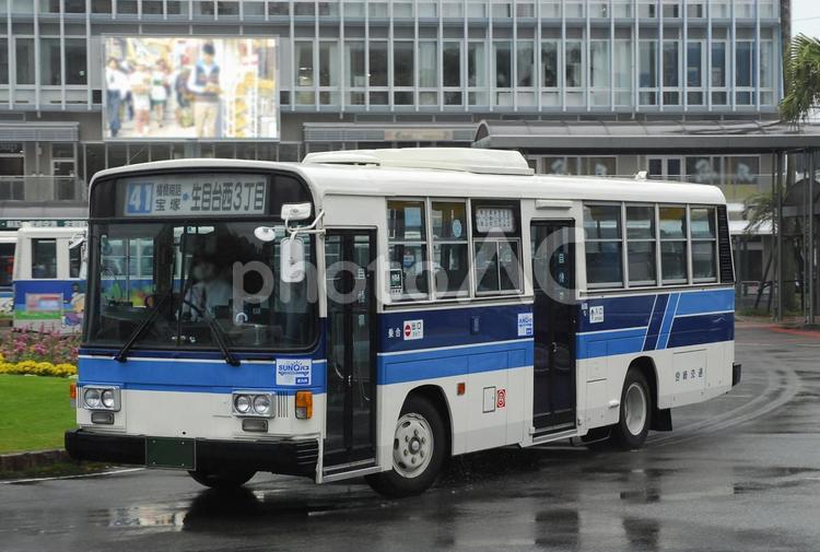 日産ディーゼル　路線バス　宮崎 大型バス,路線バス,旅行の写真素材