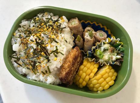 Photo, box lunch, children's box lunch, corn, 