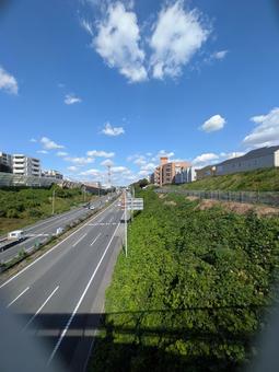 霜降前の横浜青葉インターチェンジの付近 霜降前の横浜青葉インターチェンジの付近の写真