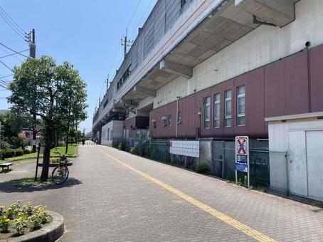 埼京線 与野本町駅 西口 広場 埼京線 与野本町駅 西口 広場の写真