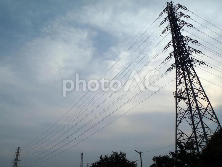 鉄塔がある風景 電気,電力,空の写真素材