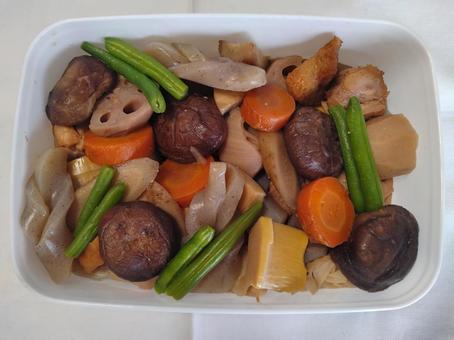 筑前煮 筑前煮 筑前煮,煮物,和食の写真素材