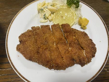 ロースカツ ロースカツ カツ,ロースカツ,辛子の写真素材