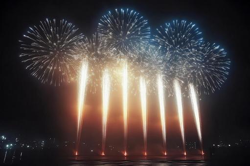 夜空に咲く夏の花火 夜空に咲く夏の花火の写真