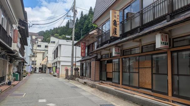 山形県肘折温泉の温泉街 山形県肘折温泉の温泉街 街並み,レトロ,ひじおりおんせんの写真素材