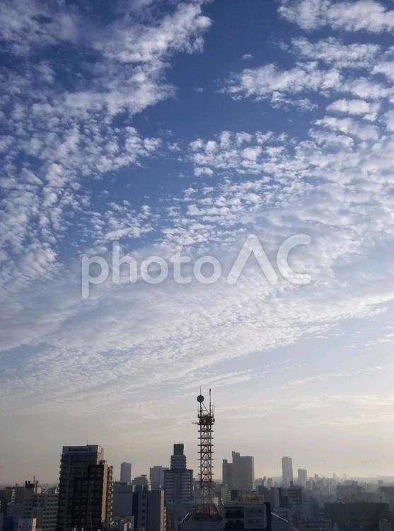 街の朝風景 朝焼け,空,街の写真素材
