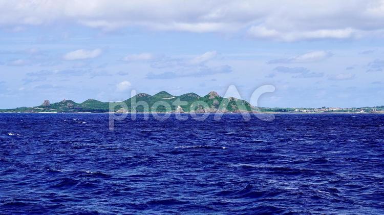 海から見た沖縄県伊是名村伊是名島 伊是名,海,空の写真素材