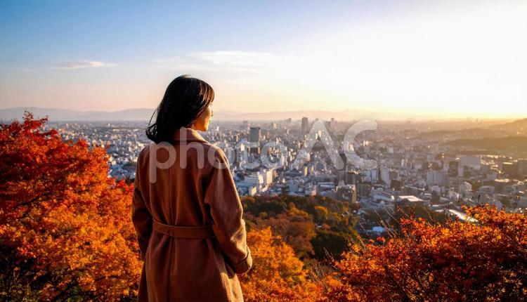 日本人美人モデルの後ろ姿のポートレート 人物,女性,20代の写真素材