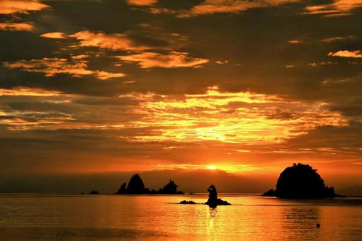 Gorgeous sunset on the Daejeon coast, gorgeous sunset on the daejeon coast, datianzi coast, gorgeous sunset, JPG