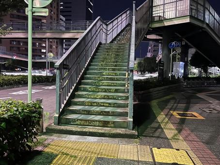 夜の歩道橋2 夜の歩道橋2 夜,夜道,歩道橋の写真素材