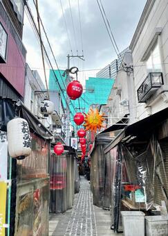お初天神裏参道 瓶コーク横丁B_711C 路地,横丁,居酒屋の写真素材