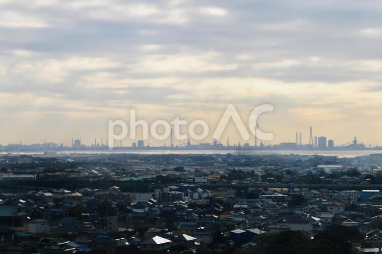 千葉から眺めた東京湾（遠くに神奈川の工場地帯） 東京湾,千葉,アクアラインの写真素材