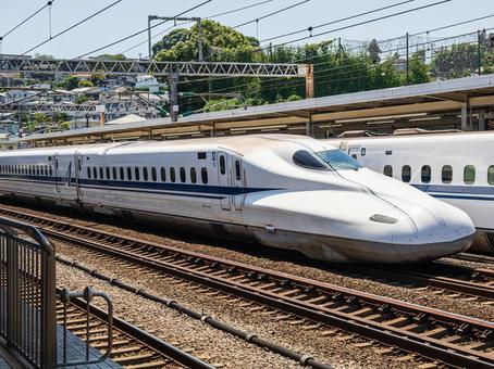 東海道新幹線N700Aのぞみ(追抜き) 東海道新幹線N700Aのぞみ(追抜き) 東海道新幹線,n700a,のぞみの写真素材