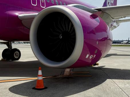 航空機のエンジン内部 航空機のエンジン内部 エンジン,航空機,飛行機の写真素材