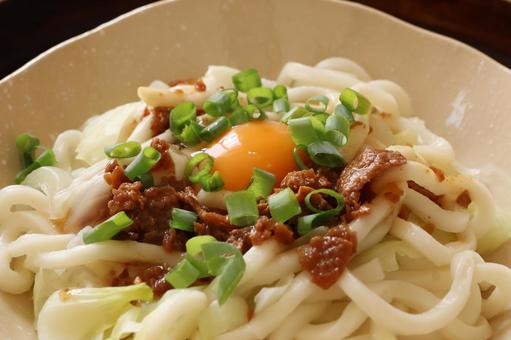 肉味噌うどんアップ 肉味噌うどんアップの写真