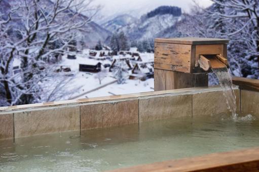 Open-air bath in the snow Open-air bath in the snow