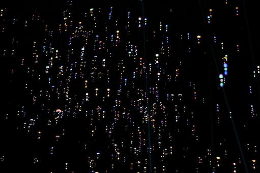 夜のシャボン玉の写真