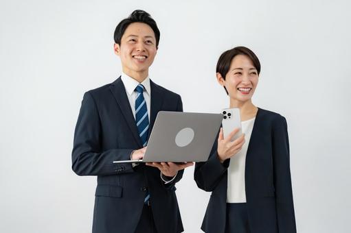 男女のサラリーマン 男女のサラリーマン オフィス,ビジネス,仲間の写真素材