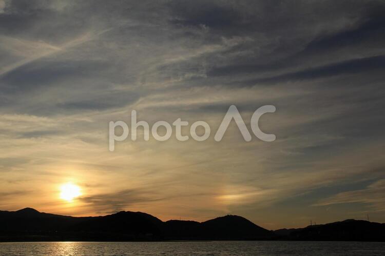 四万十川　夕日 夕日,夕焼け,夕やけの写真素材