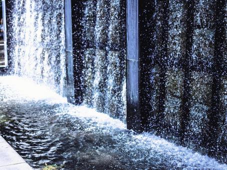 都会の癒し、水の流れ 都会の癒し、水の流れの写真