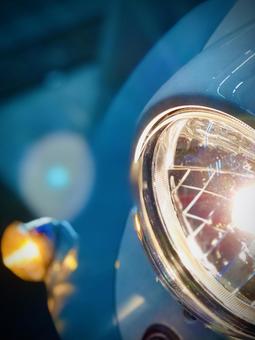スクーターバイクのヘッドライト スクーターバイクのヘッドライト バイク,ヘッドライト,球体の写真素材