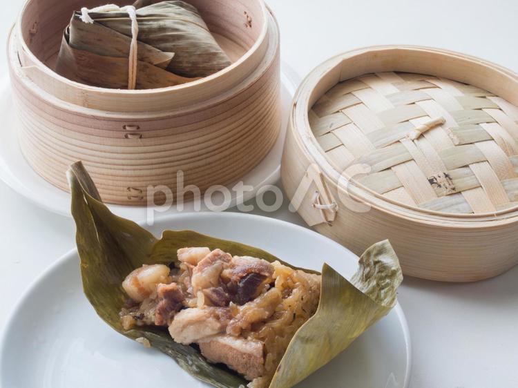 中華ちまきと蒸籠 ちまき,粽,中華の写真素材