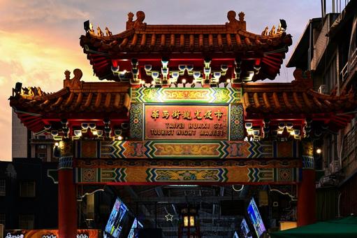 台湾・台北 艋舺夜市（華西街夜市） 台湾,台北,艋舺夜市の写真素材