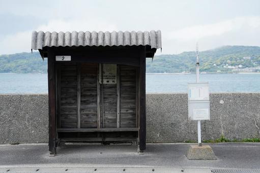 福岡 糸島フォトジェニックな香月バス停6 香月バス停,バス停,海の写真素材
