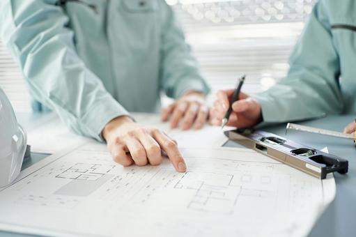 Asian workers having an architectural meeting, arsitek, desainer, worker, JPG