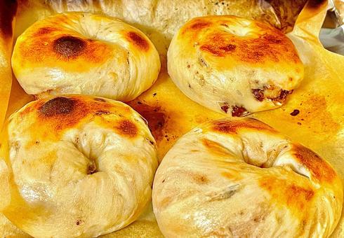 手作りベーグル、焼きたて 手作りベーグル、焼きたて ベーグル,パン,手作りの写真素材