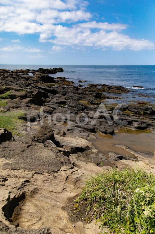 空と海と岩礁 海,岩礁,海岸の写真素材