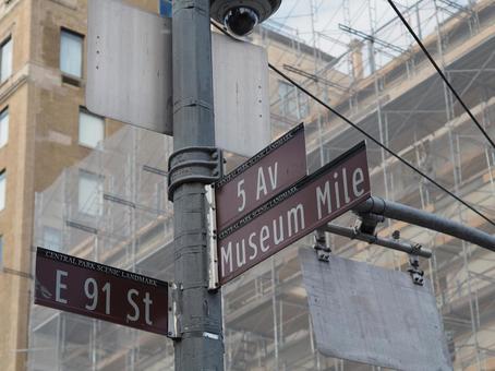 ニューヨーク標識板：5th×91st 標識板,道路標識,道路の写真素材
