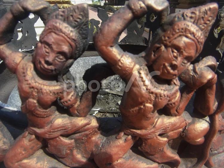 仏教の彫刻（タイ・カンチャナブリにて） カンチャナブリ,カンチャナブリー,タイの写真素材